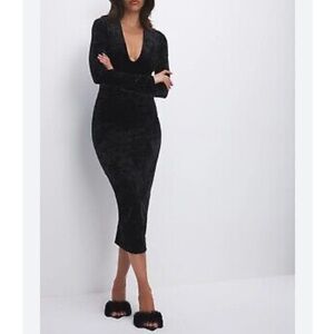 NWT GOOD AMERICAN Plunge Neck Black Velvet Midi Dress - XL